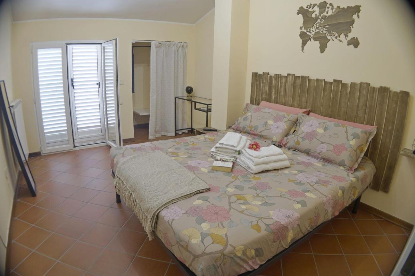 Casa Vacanze Donna Lucia กัสเตลดิซังโกร ภายนอก รูปภาพ